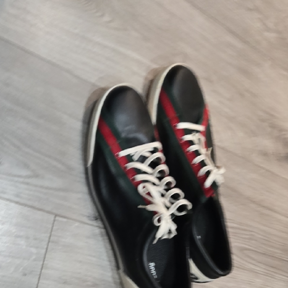 Gucci Black and Red Men's Sneakers